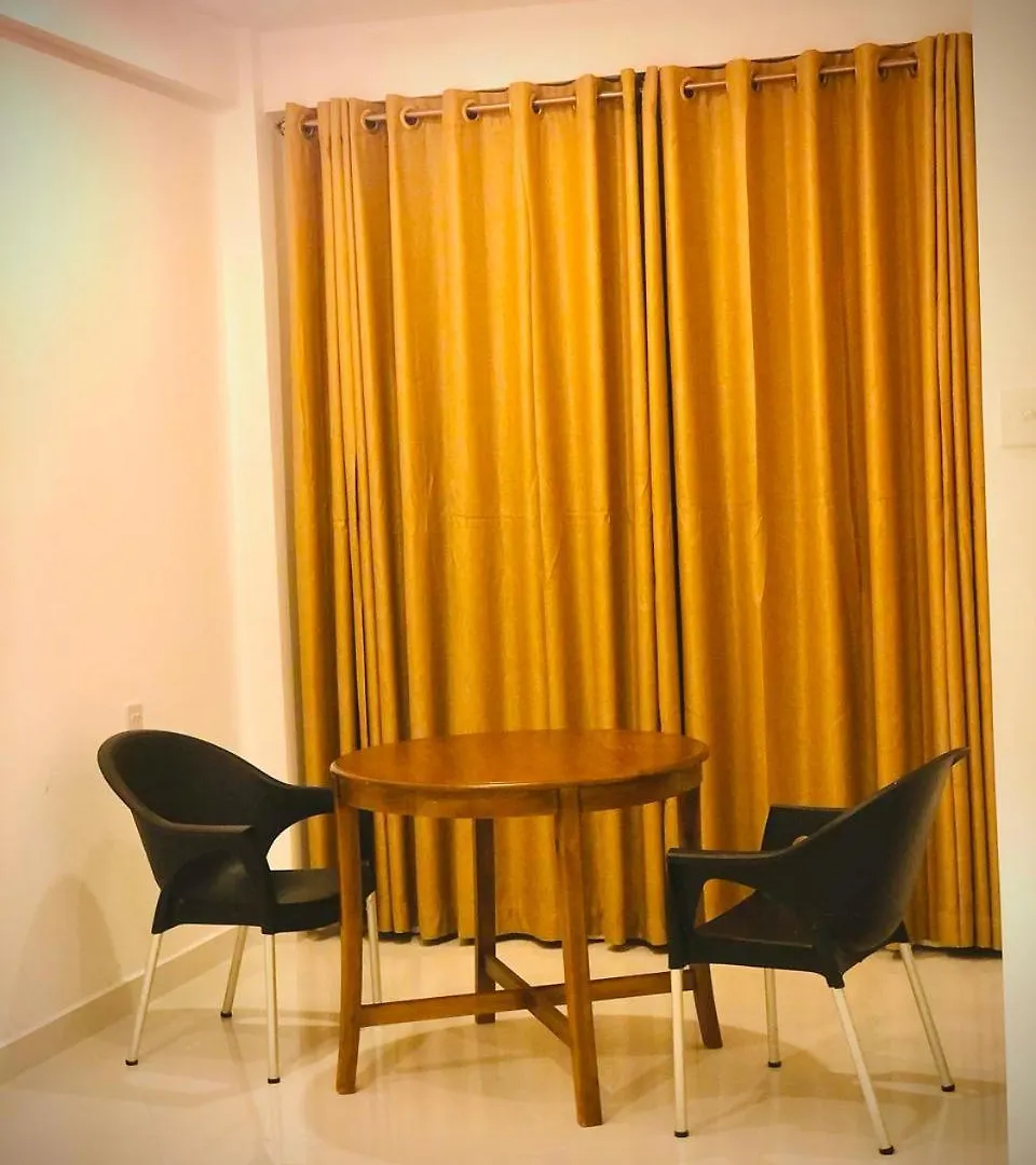 Golden King Residence Канди 0*,  Шри-Ланка